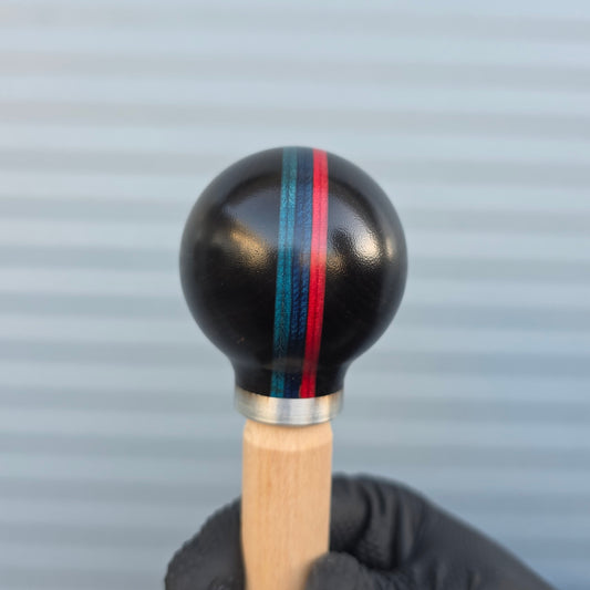 M Sport and African Blackwood Gear Knob {RM63)